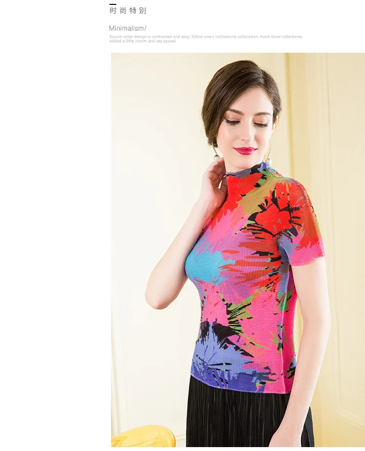 

Changpleat 2018 Super stretch women t-shirts Miyak Pleated Printed Slim Turtleneck Short sleeve Female T-shirt Tops Fashion Tide