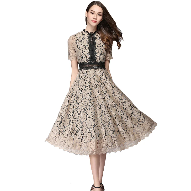 Летнее платье 2018 женское с коротким рукавом вырезами трапециевидной формы