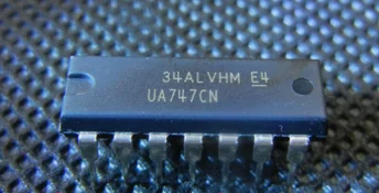 

5pcs/lot UA747CN UA747 DIP14