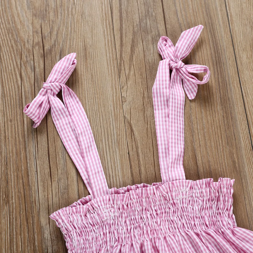 Летнее милое розовое платье на бретельках для девочек + трусики комплект из 2