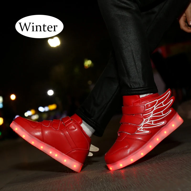 winter red Детский Светильник с крыльями; детская обувь с подсветкой для мальчиков и девочек; светящиеся кроссовки с зарядкой через usb; модная обувь для мальчиков - Цвет: winter red