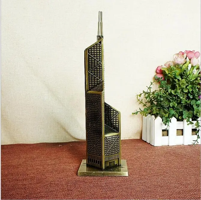 

Bank of China Tower Metal Crafts Decoration Retro Bronze Building Model 8*26.5CM Office Desktop Miniature Models Home Decor