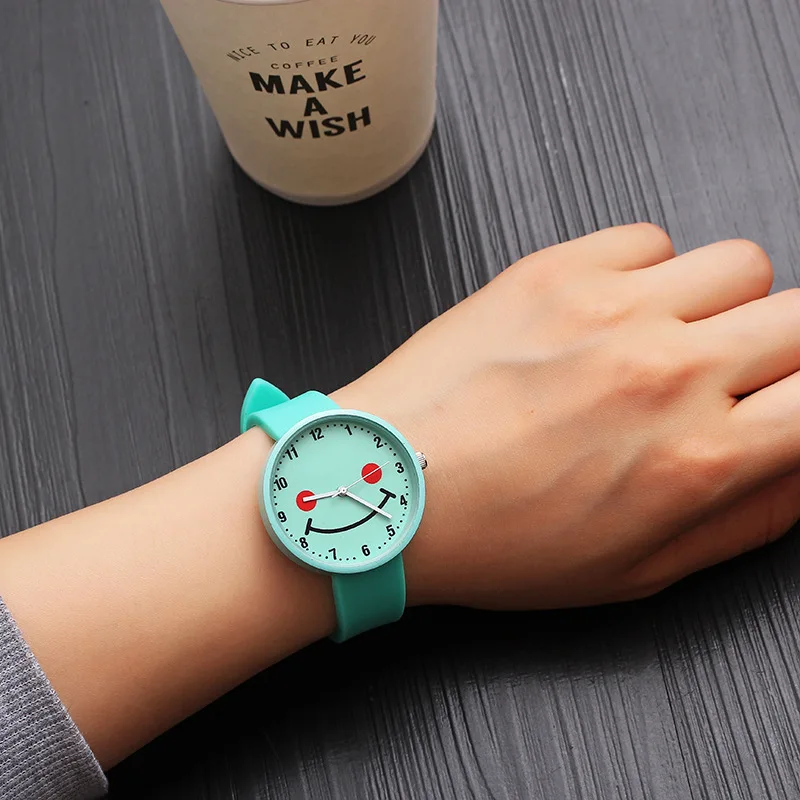 Часы детские наручные унисекс удобные модные роскошные для молодых