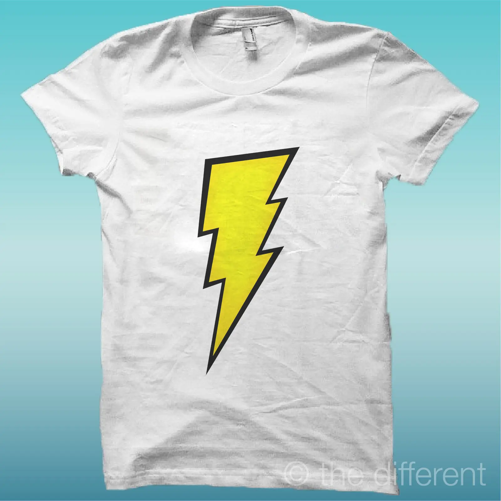 Футболка с надписью FLASH SYMBOL POP ART белая футболка LA HAPPINESS IS HAN MY | Мужская одежда