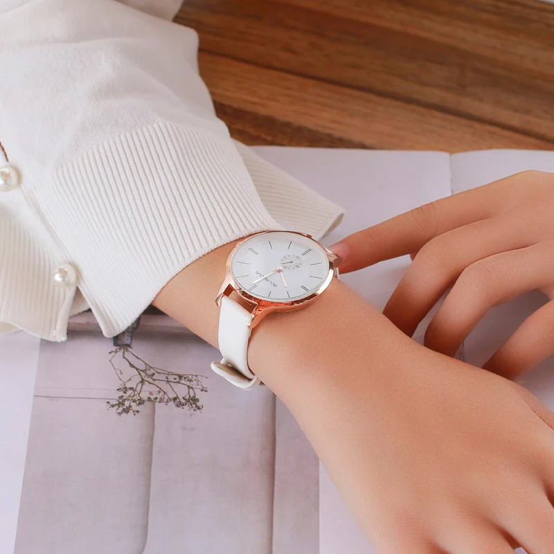 2018 Новая коллекция Для женщин Повседневное кожа часы Дамская мода кварцевые