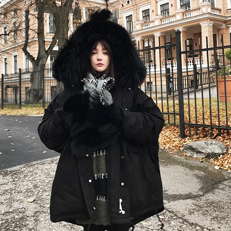 

Loose fit natural raccoon dog fur collar fashion white duck down jackets women down coats outerwear 2019 autumn winter