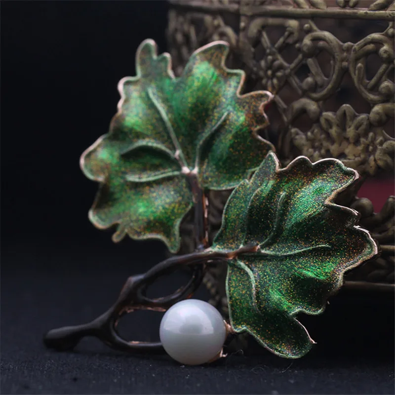 Новое поступление винтажная Женская Брошь Мода Кленовый лист имитация жемчуга