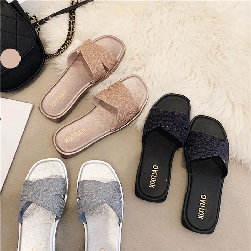 Европейские брендовые шлепанцы с перекрестными ремешками женские блестящие