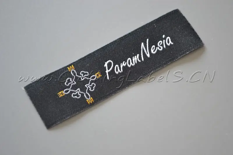 

Damask eco-friendly and washable custom clothing labels, high quality and lower MOQ, center folded.