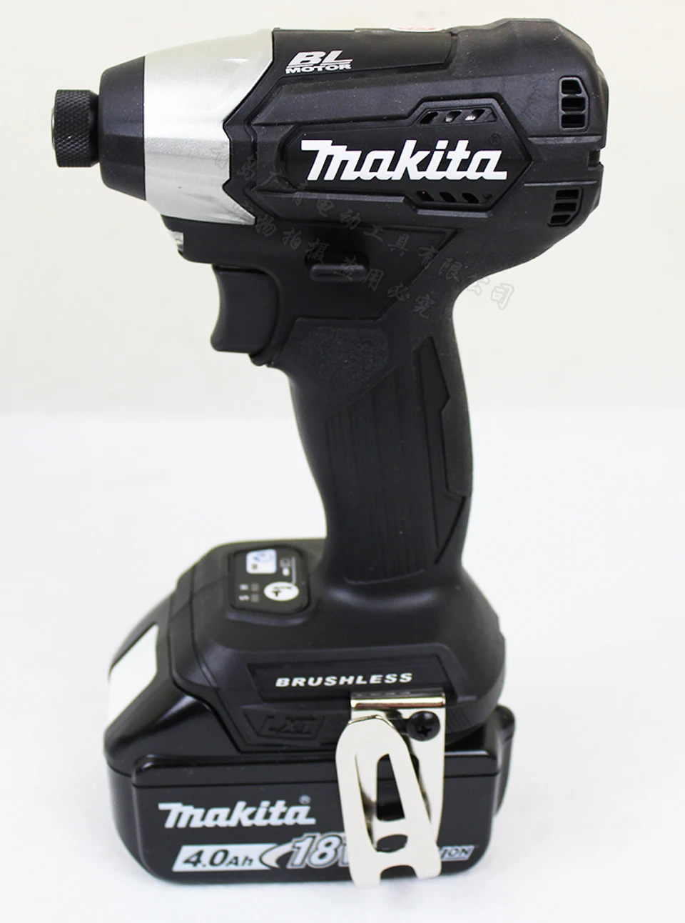 Япония Makita DTD155RMEB зарядная отвертка электрическая ударная отвертка бесщеточная литиевая батарея 135N. m 3900 об/мин 3, 000ipm