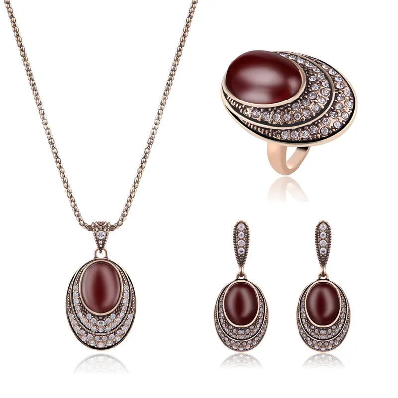 Комплект из колье серёг и кольца с кристаллами | Украшения аксессуары