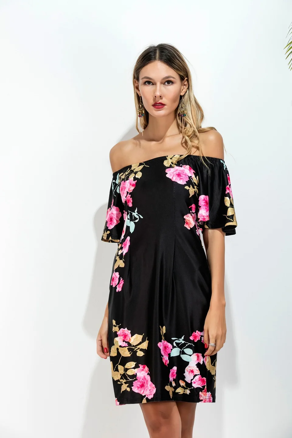 Женское платье Элегантный чешские Slash Средства ухода за кожей шеи с открытыми