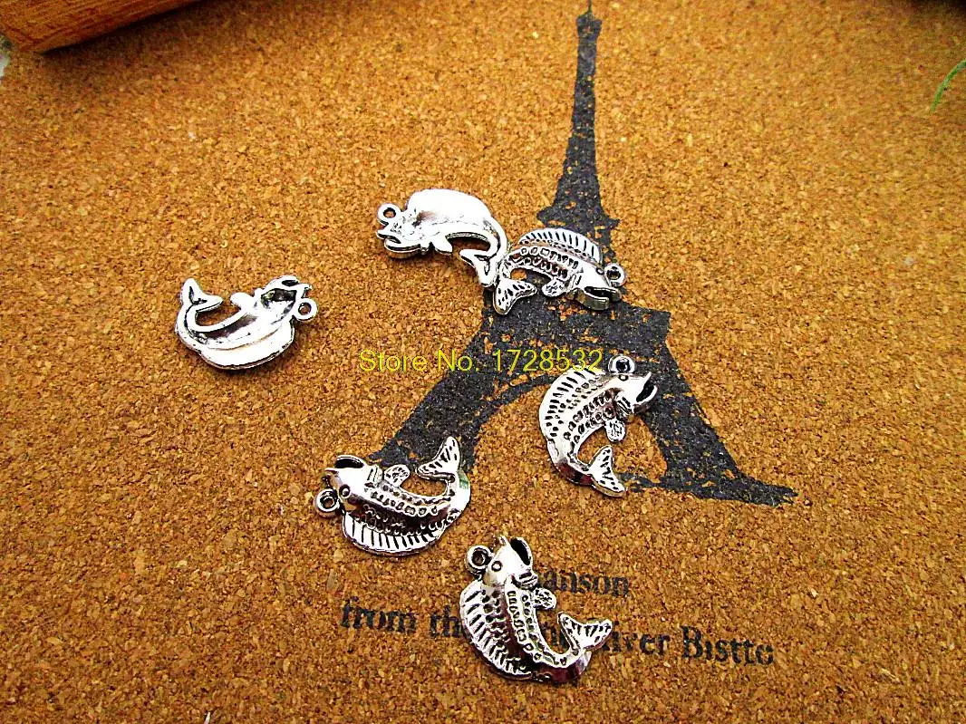 

30PCS Fish амулеты серебристого оттенка cute Шарм-подвески в форме рыбы 18X21mm