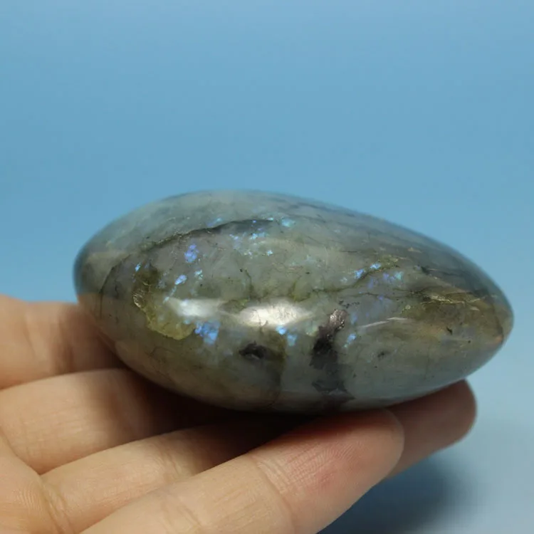 Натуральный минеральный флуоресцентный камень лабрадорита