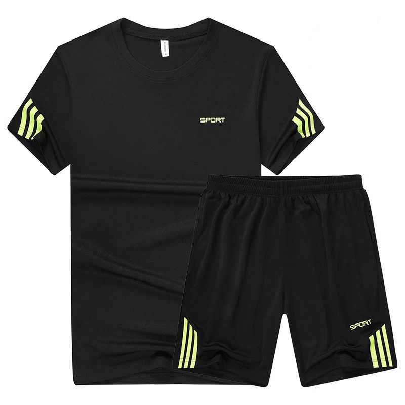 

Nice Two Piece Set Short-Sleeved Men Vogue Sportwear Sets Outwear Men Beach Vacation Shorts Set Top T Shirt + Half Long Pants