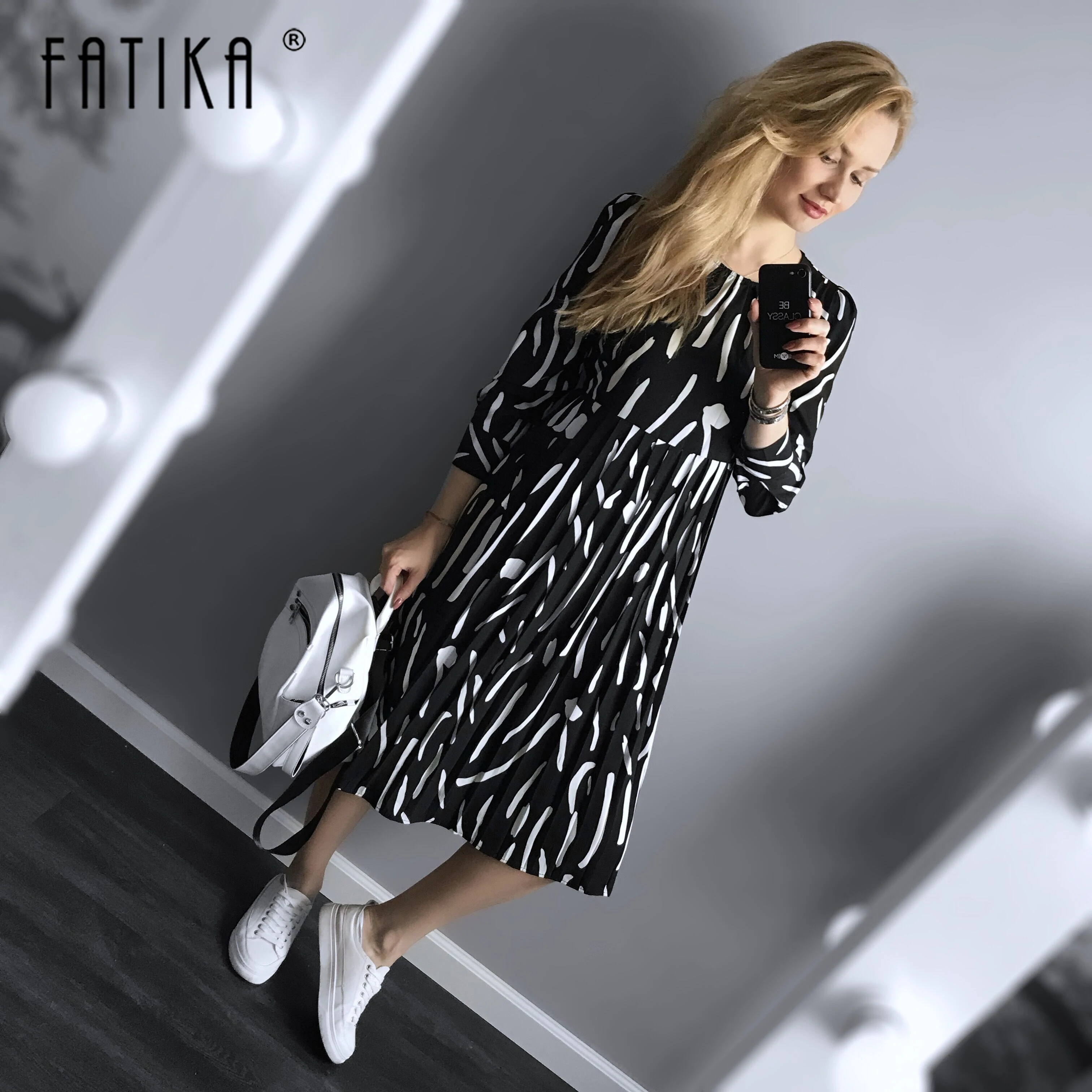 Женское платье с поясом FATIKA черное/белое длинным рукавом на весну и осень