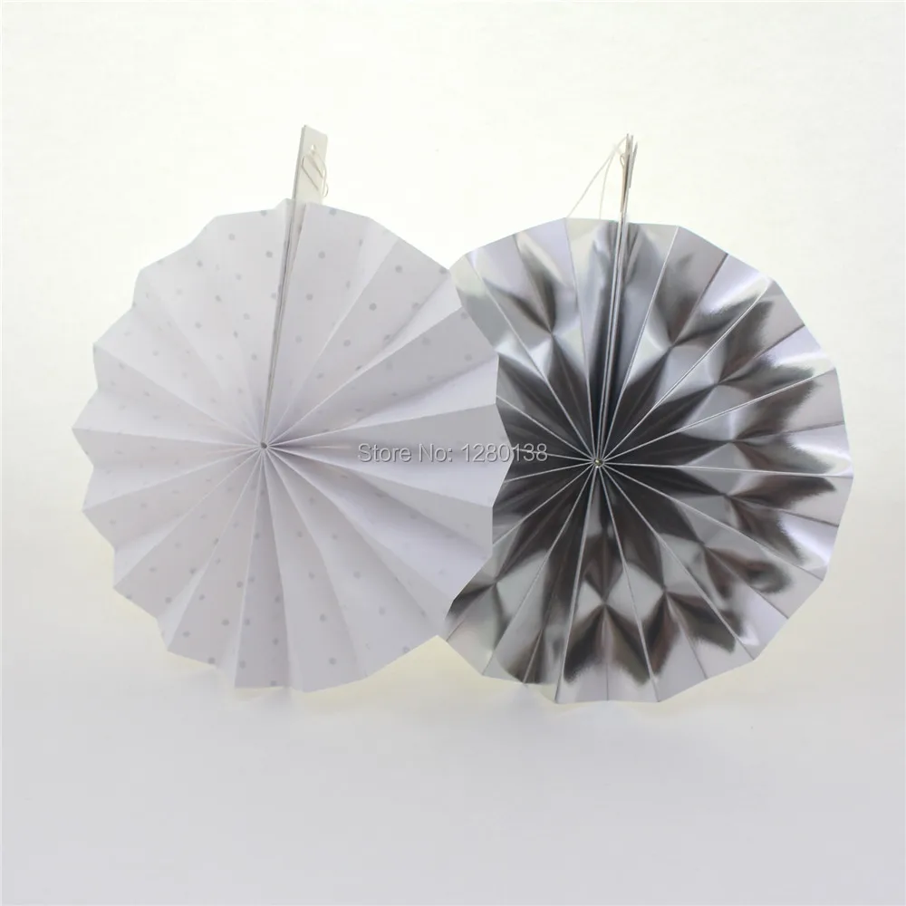 

Paper Pinwheel Rossettes Metallic Gold and Silver Foil Wedding Bachelorette Party Children Room Decorations Hanging Paper Fan