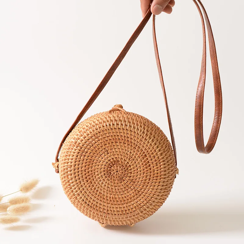 

Wholesale Bali Rattan Bags Boho Mini Round Crossbody Bag Beach Travel Shoulder Bag Handmade Wicker Woven Straw Bag Retro Handbag