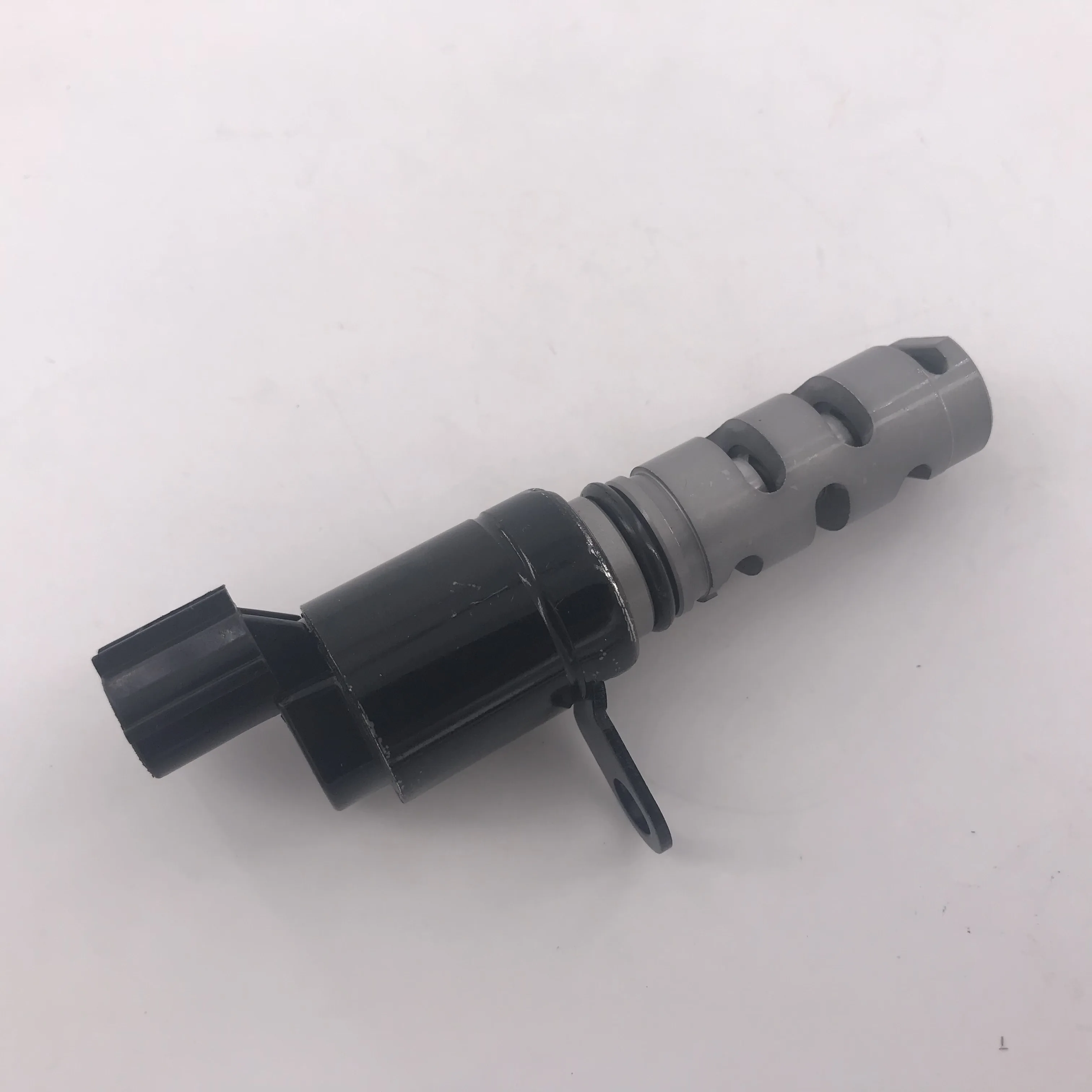 Кулачковый клапан контроля масла для Hyundai ELANTRA KIA SOUL SPECTRA OEM 24355 23800 237632 23763