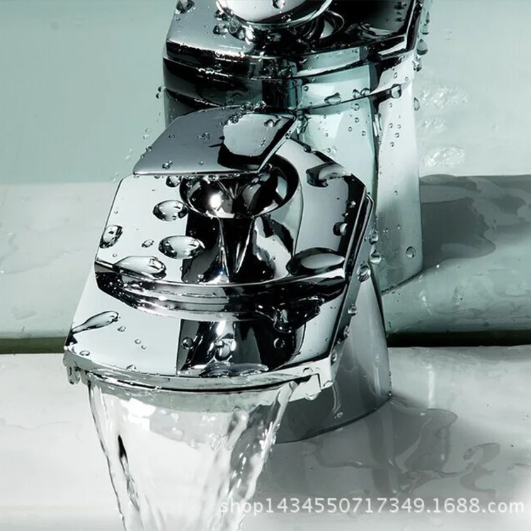 Смеситель для кухни на экспорт кран водопад с широким отверстием Утконос