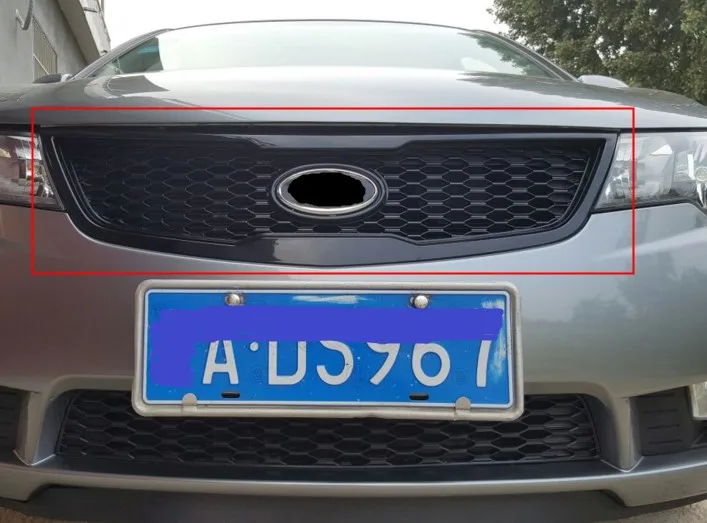 Верхняя решетка радиатора из АБС-пластика вставка для Kia Forte 2009-2012 1 шт. |