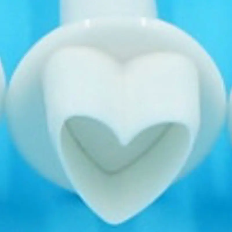 

4pcs Heart Shape Cookie Plunger Cutter Set Plastic Sugarcraft Fondant Biscuit Baking Mold Cake Decorating Tools