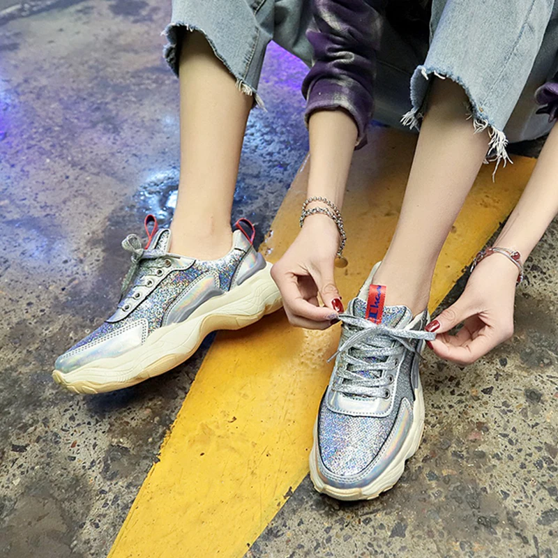Модная женская обувь с блестками на плоской подошве круглым носком кроссовки Mujer