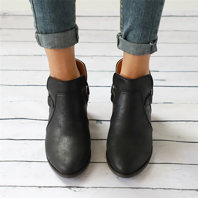 Легкие ботинки с пряжкой Модные женские Элегантные острым носком Классические
