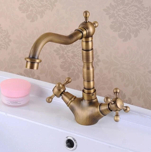 Латунный смеситель с античной бронзовой отделкой поворот на 360 градусов |