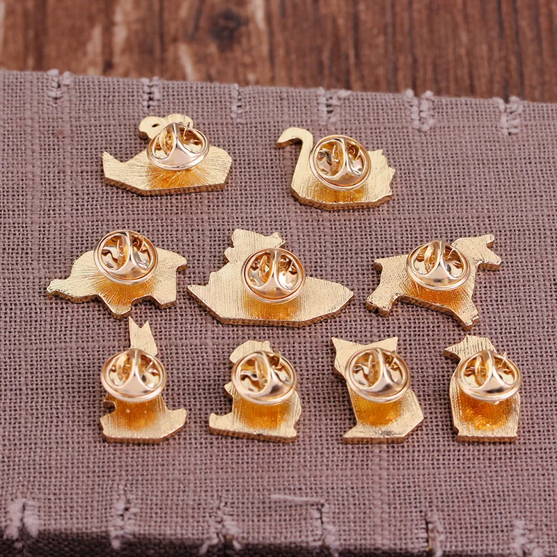 Fashion Cartoon Origami Animal Enamel Brooches Cute Rabbit Squirrel Whale Pony Penguin Fox Design Pins badge For Friends | Украшения и