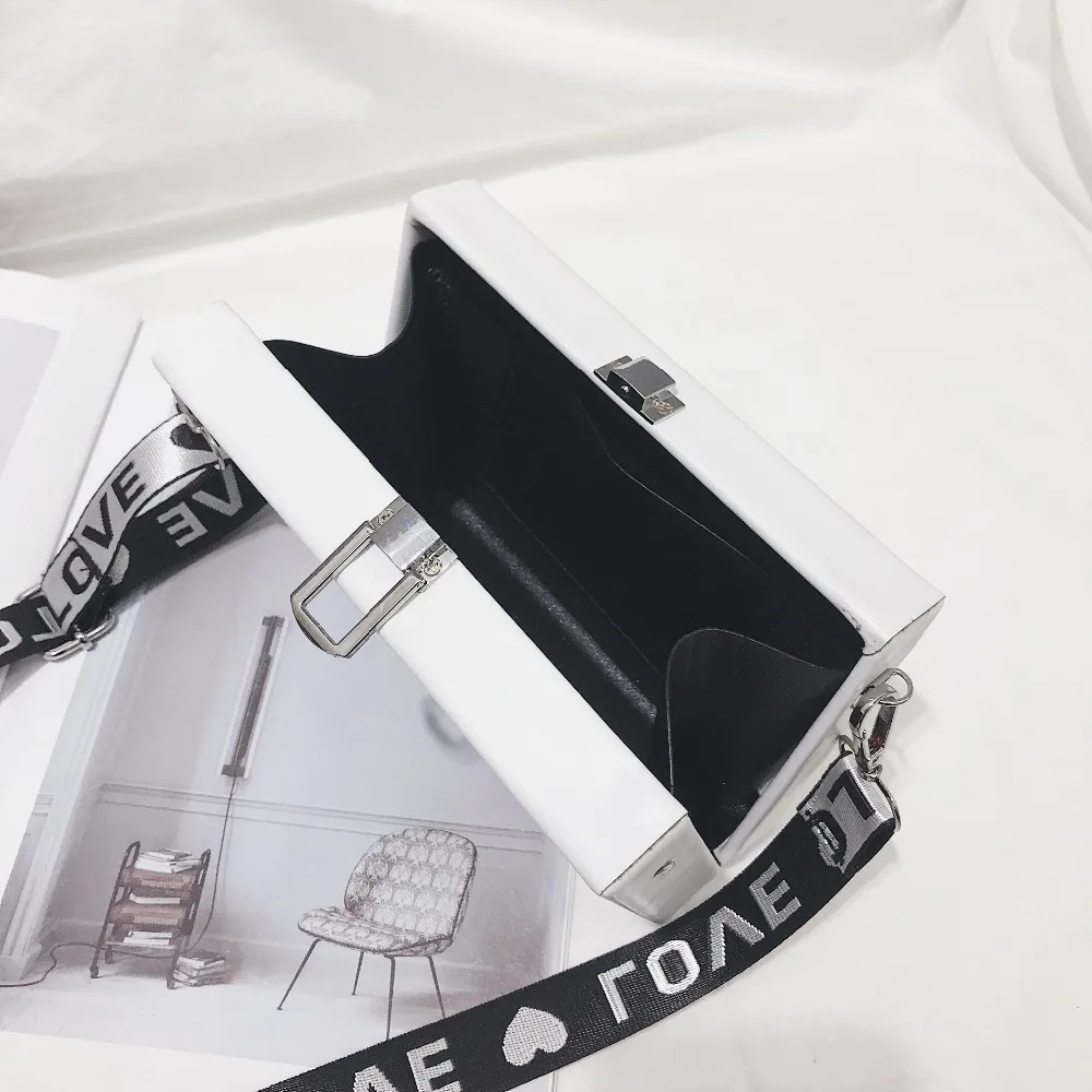 Шкатулка Женская на одно плечо с широким ремнем | Багаж и сумки