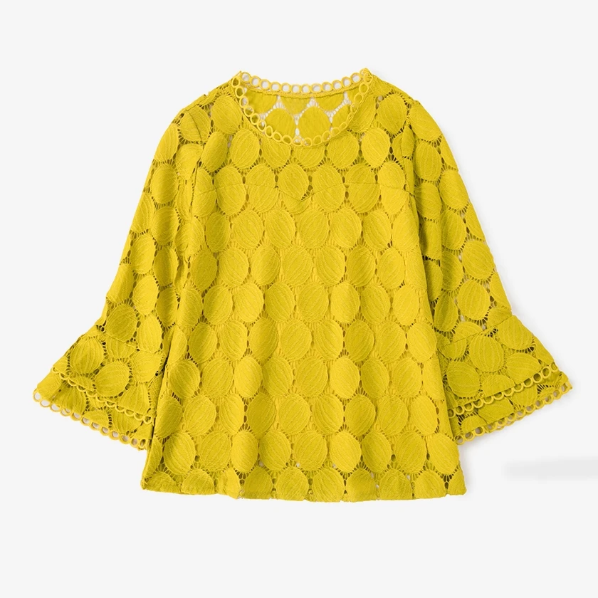 

Manubeau Hollow Out Lace Blouses Shirts New Autumn Korean Women Clothing Flare Sleeves O-Neck Slim Female Apricot White Tops