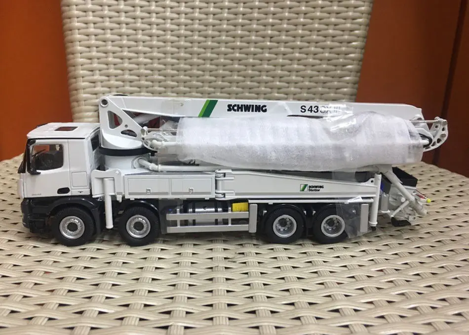 NZG 951 1/50 Schwing S 43 SX III Mercedes Benz Arocs 8x4 бетонная установка для грузовика|caterpillar cat|construction