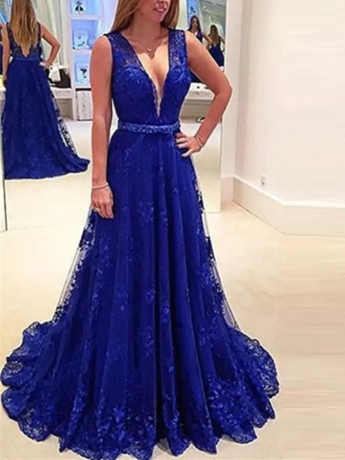 Вечернее платье Rpyal синее кружевное с треугольным вырезом и поясом а силуэта для свадебного банкета