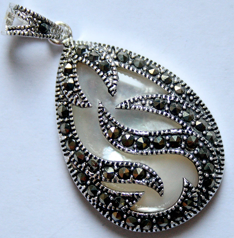 Серебро 925 пробы натуральный белый корпус инкрустация марказит КАПЛЕВИДНАЯ