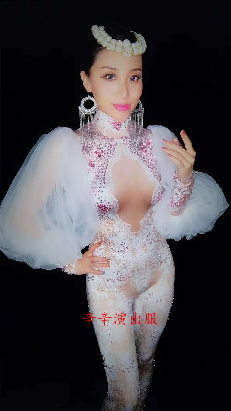 Ds White Lace Nude Rhinestone Jumpsuit Female Singer Sexy Stage Wear Bodysuit One-piece Costume Glisten Stones Stretch Outfit
