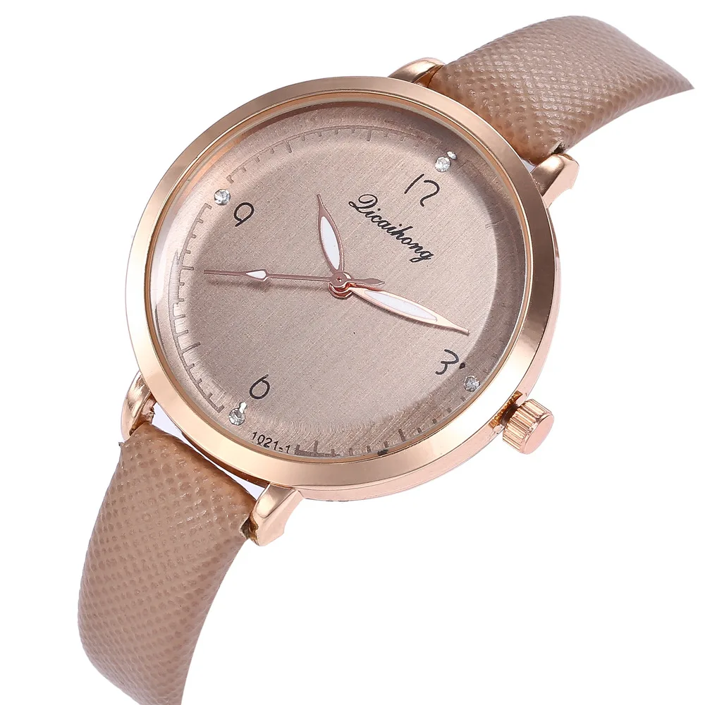 Простой плед ремень женские часы Reloj para mujer Кристалл Награжден кварцевые кожаный