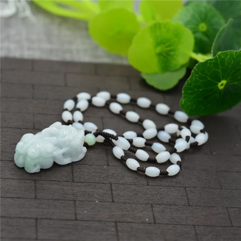 Высокое качество 100% натуральный Jadeite Jades кулон 3D ручной работы резной Pi Xiu/Pi Yao