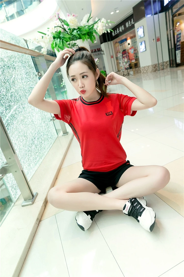 2018 Для женщин новый темперамент стильные и удобные письма с короткими рукавами