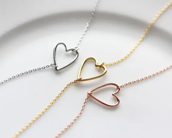 

30PCS Fashion Tiny Simple Line Open Heart Bracelets Hollow Out Wire Wrapped Love Heart Geometric Minimalist Women Lovers Charm