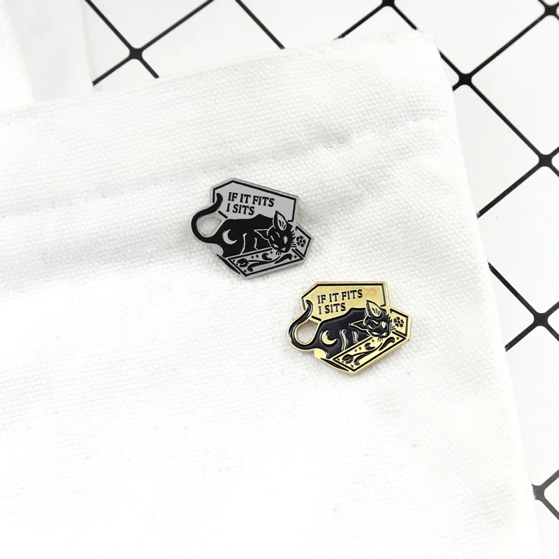 Если он подходит я сижу с котом в открытом гробу резном цветами нео-готическом