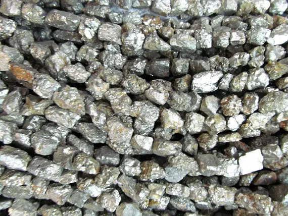 6 30 мм 16 дюймов рог пиритовый камень золото с кристаллами Колчедана Nuggets Freeform