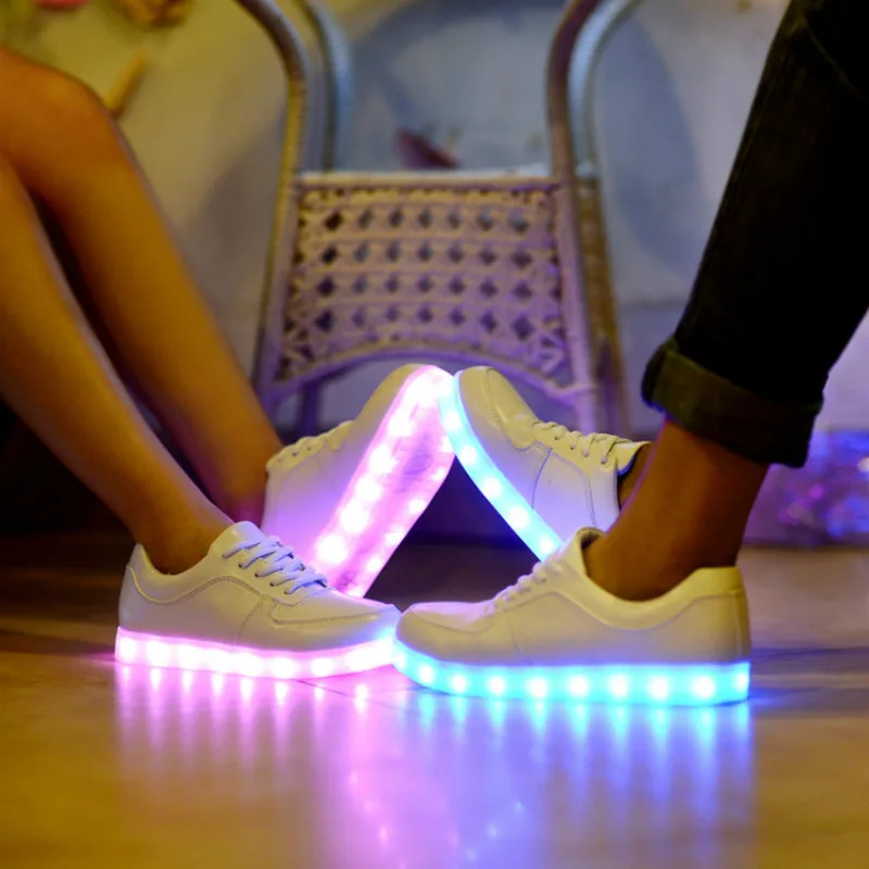 Boys LED Luminous Shoes Casual Girl Light Up Kids 7 Colors Simulation Sole USB Charging Glowing Adult Men Women Children Sneaker | Детская