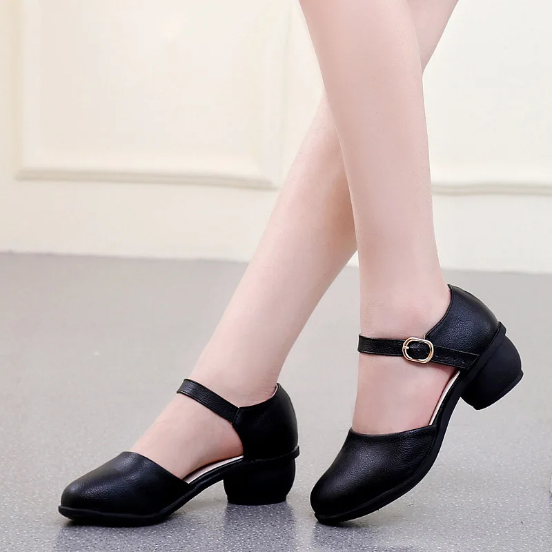 Женские кожаные кроссовки для танцев спортивная обувь в современном стиле |