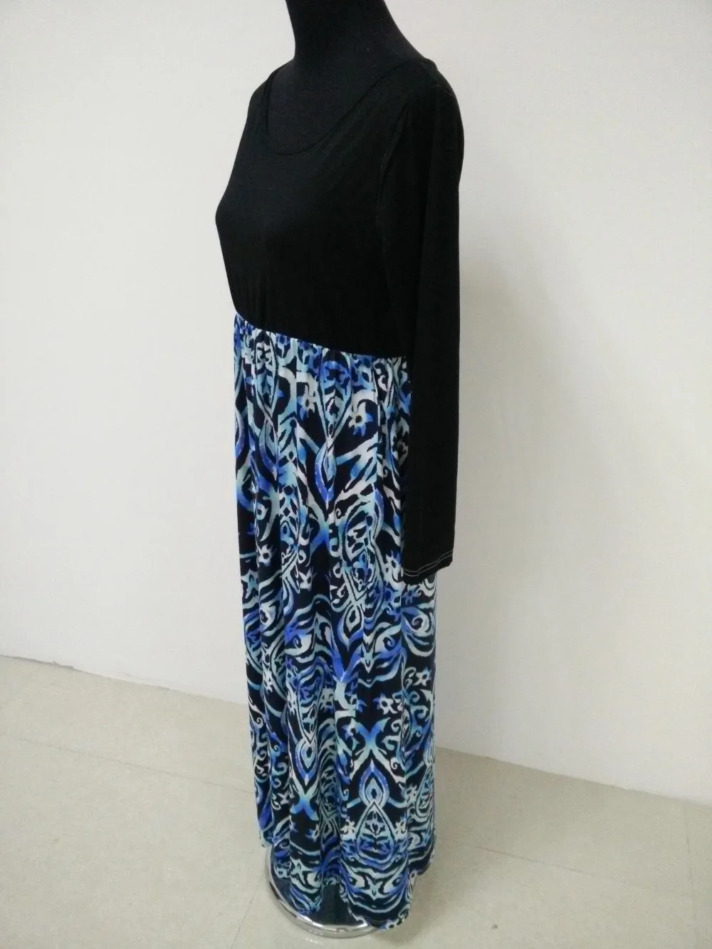 2017 г. Весенне осеннее платье с длинными рукавами для мамы и дочки одинаковое