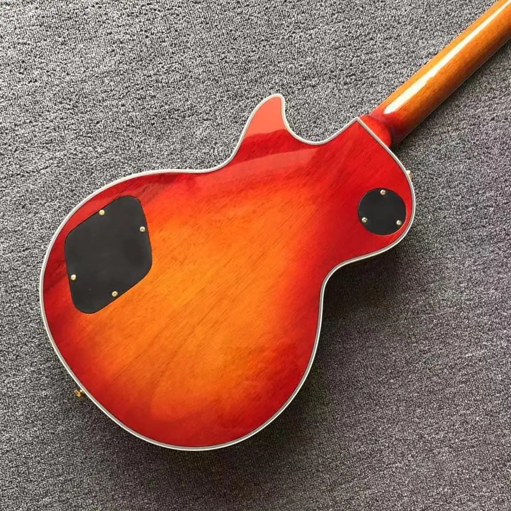 Оптовая продажа правшей электрогитары с золотыми звукоснимателями и твердым