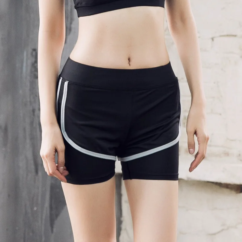 

2019 Women Yoga Pants Workout Fitness Running Suit Pants Sporting Shorts Women Summer Elastic Waist Quick Dry Gym Yoga Shorts