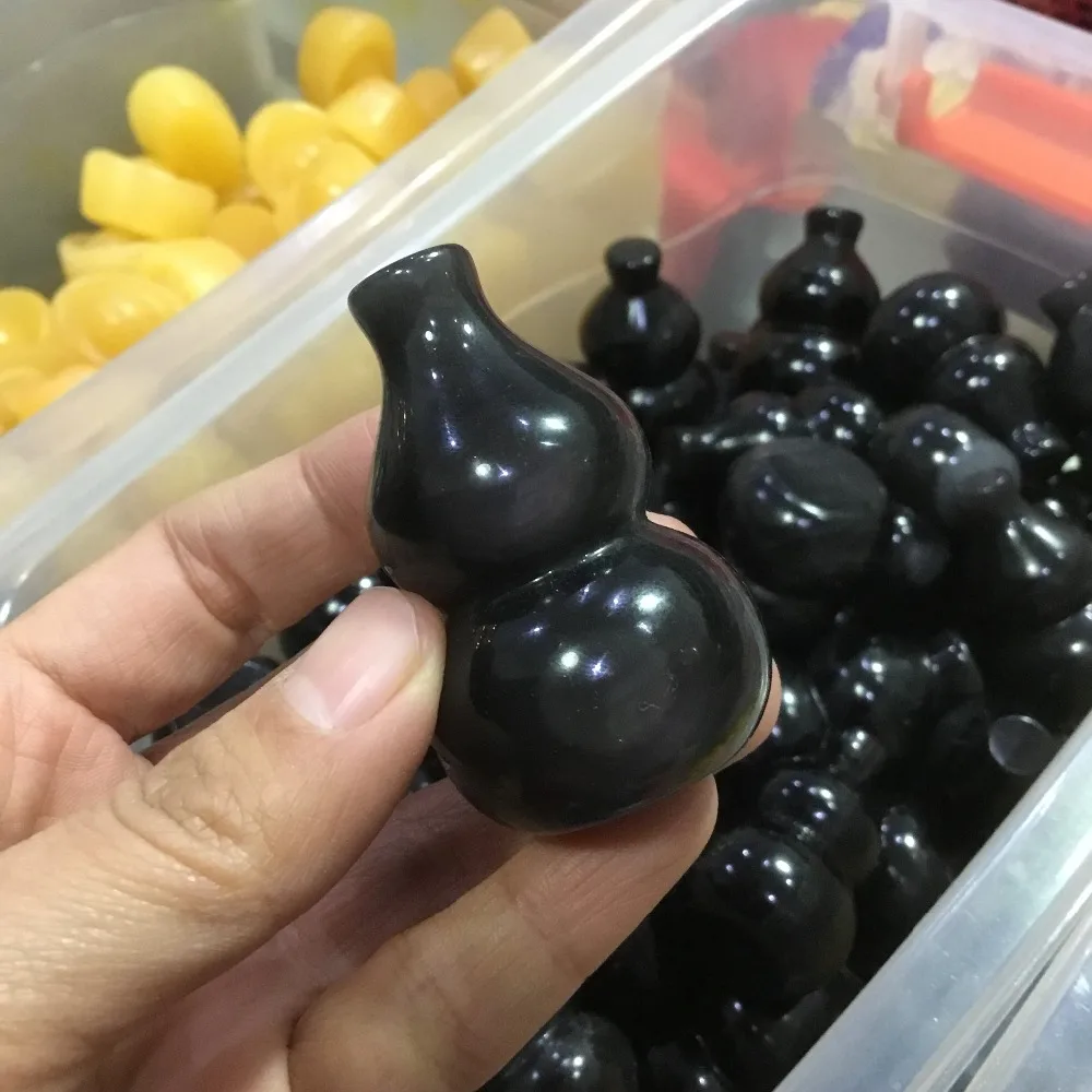 

Beautiful natural Rainbow obsidian Stone carved gourd for decoration