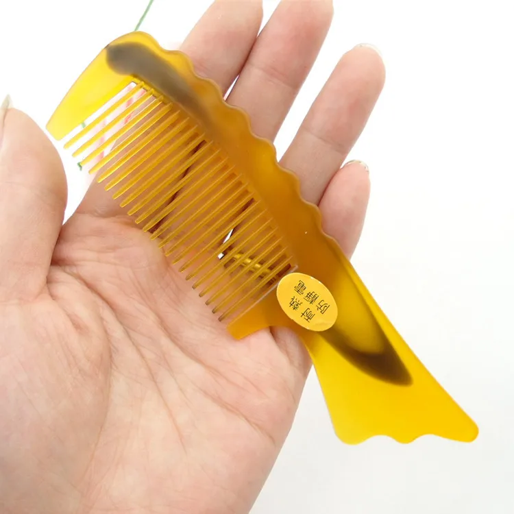 Design beautiful comb goosegrass portable send relatives to friends were suitable(color random) | Красота и здоровье