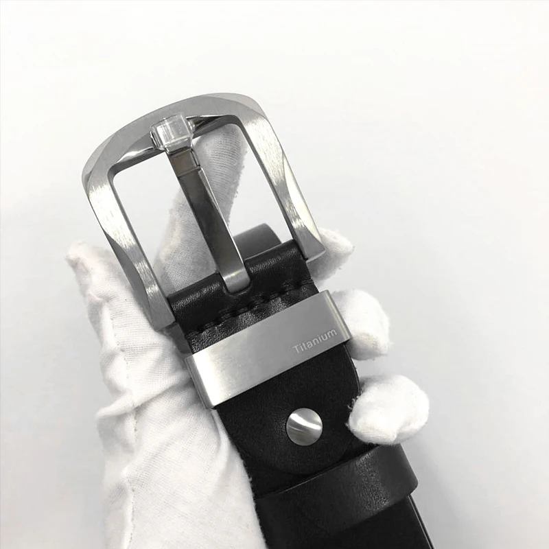 Cinturón de titanio sólido para hombre, hebilla de 3,8 Cm en cuero negro, antialérgico